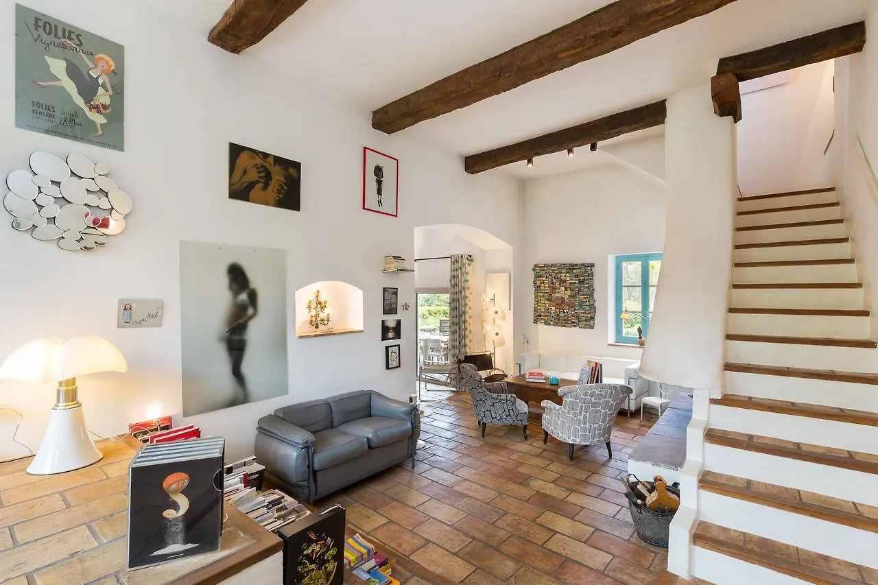 Domaine du Clos d'Alari Saint-Antonin-du-Var Couette-café